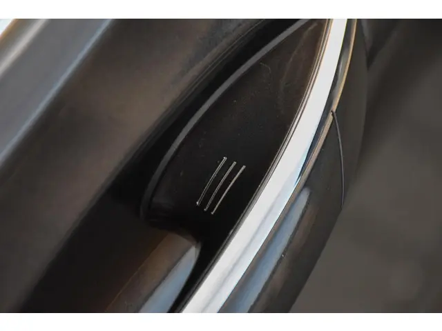 BMW 7 Serie 740Li High Executive 2015 Benzine 57