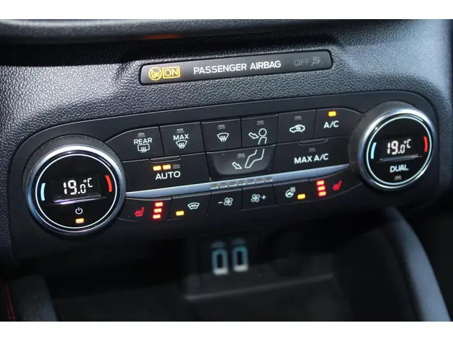 Ford Kuga 2.5 PHEV ST-Line 2022 Hybride Benzine 22