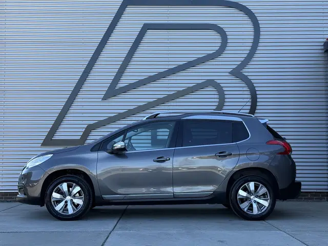 Peugeot 2008 1.2 PureTech Allure 2016 Benzine 4