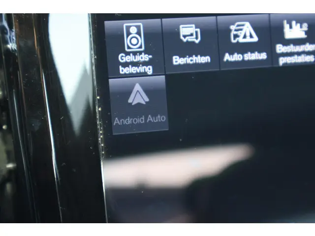 Volvo S90 2.0 B4 R-Design 2022 Benzine 36