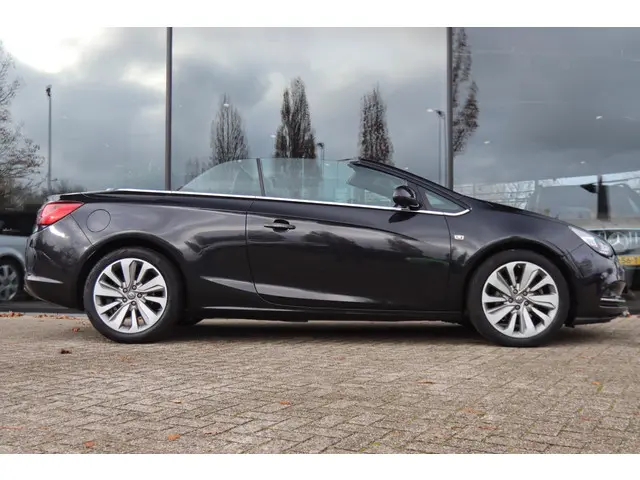 Opel Cascada 1.6 TURBO 170PK AUT. INNOVATION 2016 Benzine 9