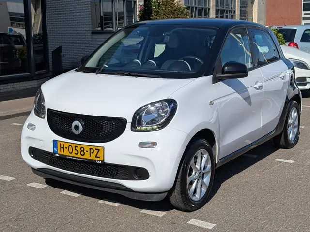 Smart Forfour 1.0 Prime / Goed onderhouden 2017 Benzine 10