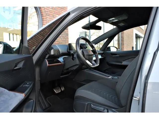 CUPRA Born Adrenaline 62 kWh 204pk 2022 Elektrisch 8