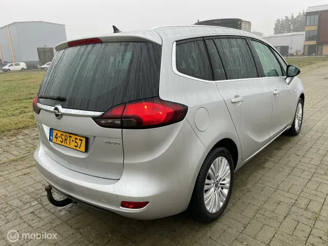 Opel Zafira Tourer 1.4 Business+ 2013 Benzine 4