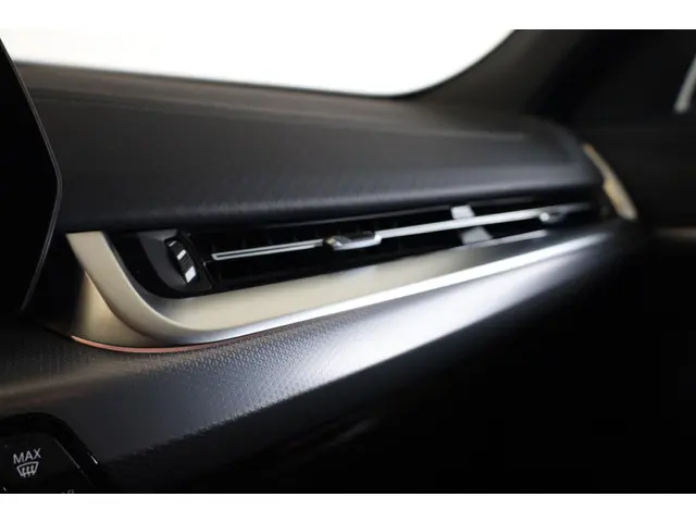 BMW iX2 eDrive20 2025 Elektrisch 18