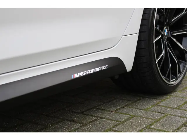 BMW 5 Serie Touring 520i 2022 Benzine 14
