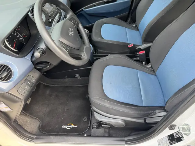 Hyundai i10 1.0i i-Motion Comfort 2015 Benzine 10