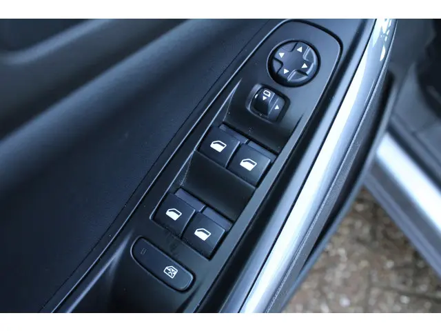 Opel Grandland X 1.2 Turbo Innovation 2020 Benzine 19