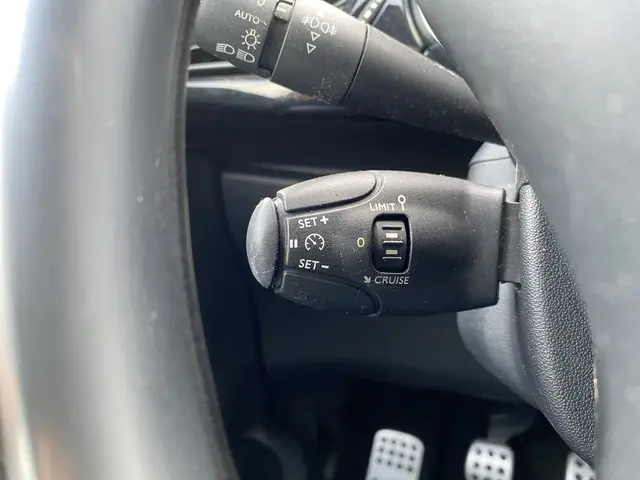 Citroën DS3 1.2 VTi So Chic 2014 Benzine 12