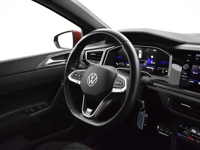 Volkswagen Polo 1.0 TSI 95pk DSG R-Line 2023 Benzine 14