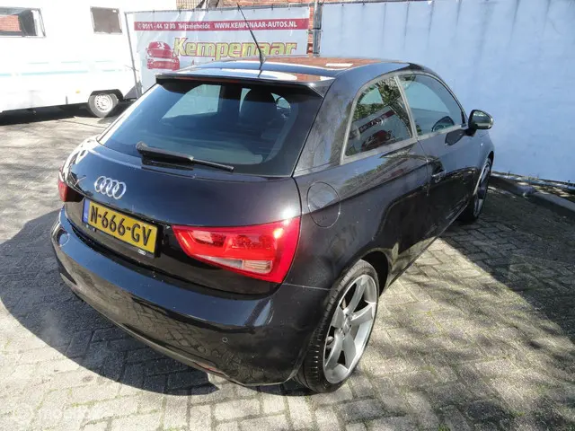 Audi A1 1.2 TFSI Pro Line S 2012 Benzine 4