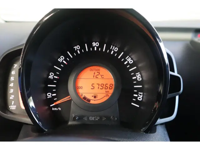 Peugeot 108 1.0 e-VTi Active 2019 Benzine 13