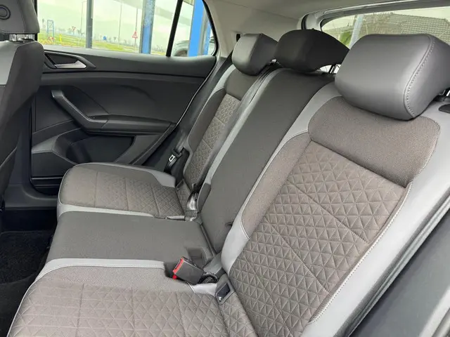 Volkswagen T-Cross 1.5 TSI Style 2023 Benzine 29