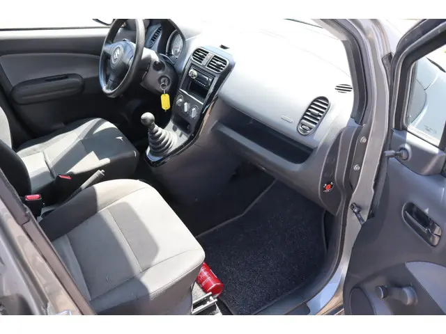 Suzuki Splash 1.0 VVT Base, Trekhaak. 2012 Benzine 15
