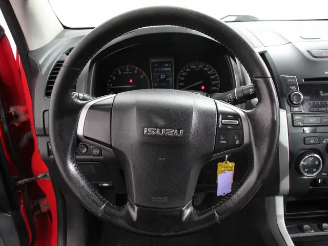 Isuzu D-Max 2.5 Extended Cab Automaat 4*4 2016 Diesel 11