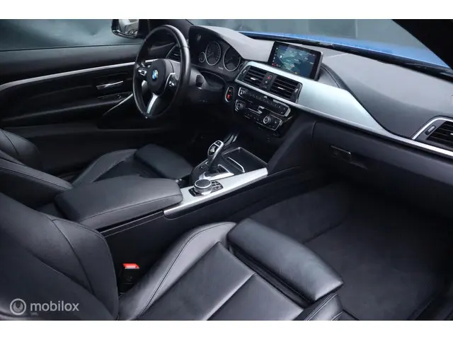 BMW 4 Serie Coupé 440i High Executive 2017 Benzine 65