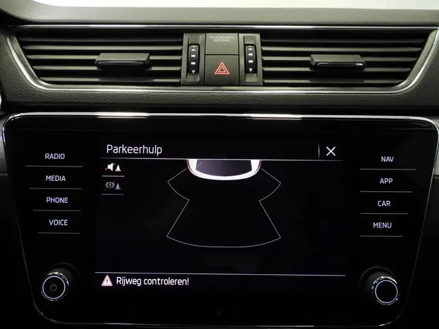 Škoda Superb Combi 1.5 TSI ACT Business 2022 Benzine 9