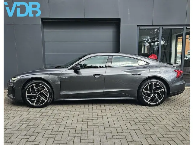 Audi e-tron GT S-Line GT 93 kWh 2021 Elektrisch 6