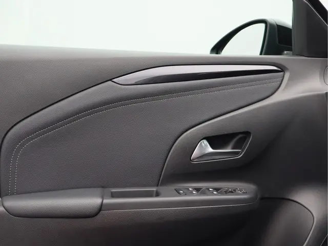 Opel Corsa 1.2 Elegance/ lage km/ zeer mooi! 2020 Benzine 29