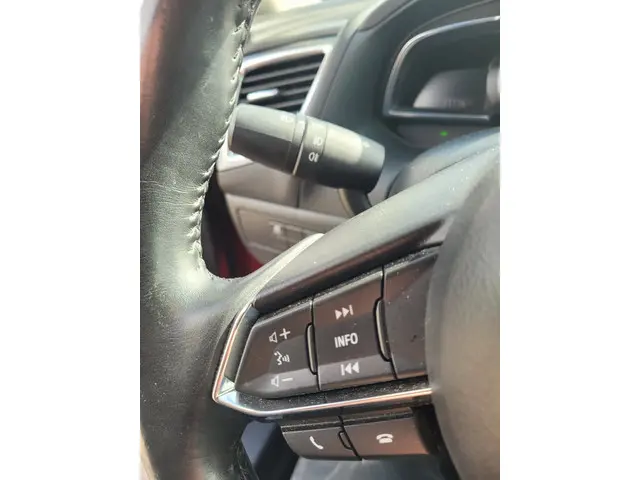 Mazda 3 2.0 SkyActiv-G 120 SkyLease 2017 Benzine 25