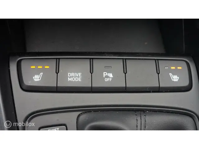 Hyundai i20 1.0 T-GDI Comfort Automaat 2023 Benzine 19