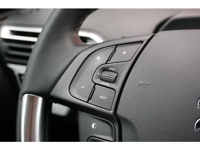 Citroën C4 Picasso 1.6 e-THP Intensive 2014 Benzine 27