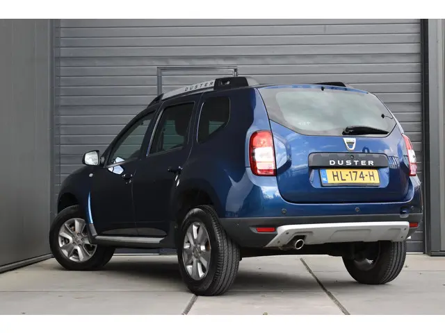 Dacia Duster TCe 125 4x2 10th Anniversary 2015 Benzine 8