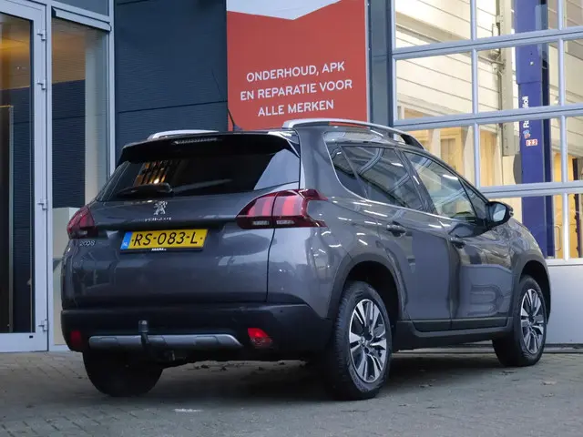 Peugeot 2008 1.2 PureTech Allure 2018 Benzine 5