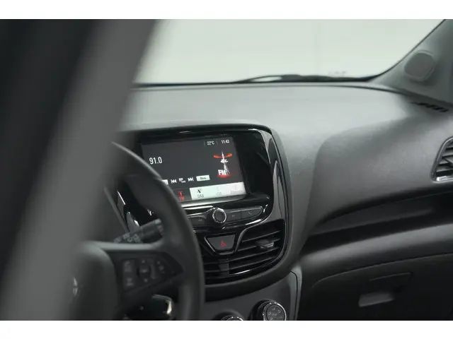 Opel KARL 1.0 Rocks Online Edition 2018 Benzine 45