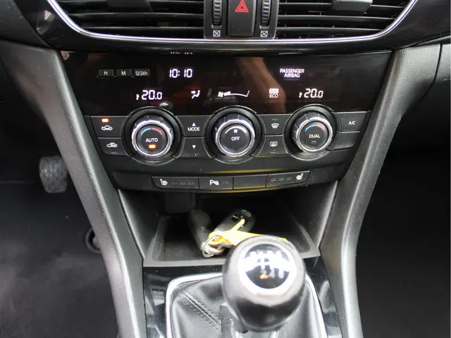 Mazda 6 Sportbreak 2.0 TS+ Lease Pack 2012 Benzine 16