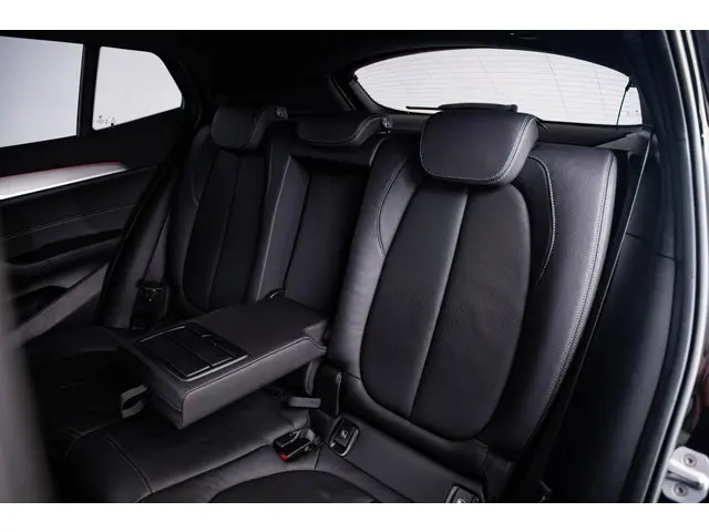 BMW X2 sDrive20i High Executive Edition 2020 Benzine 19