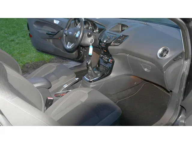 Ford Fiesta 1.0 EcoBoost Titanium 2013 Benzine 13