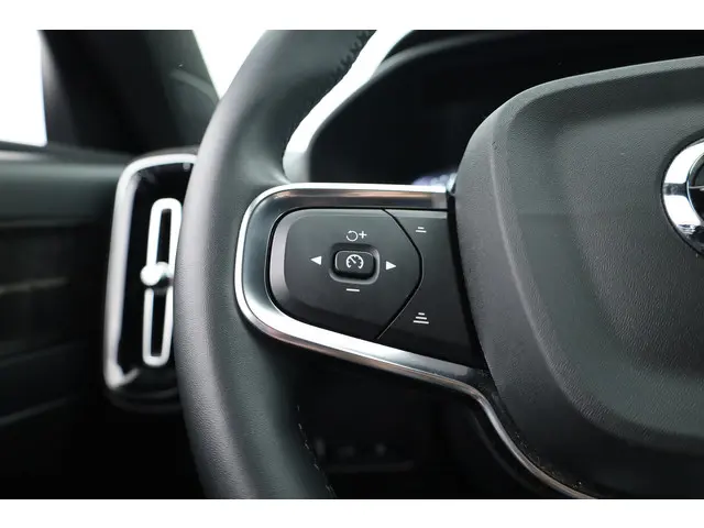Volvo XC40 T5 Recharge R-Design 2022 Hybride Benzine 11