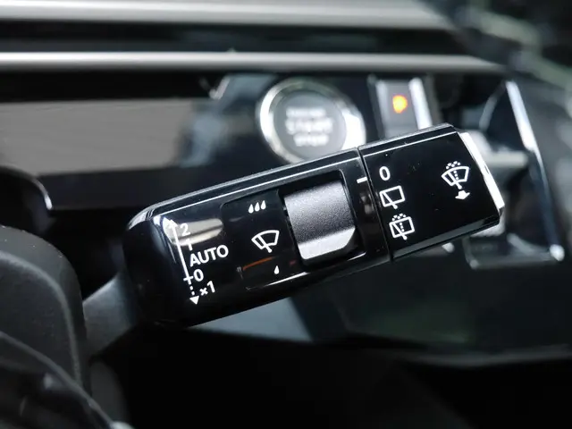 Peugeot 5008 1.2 Hybrid 136 GT 2026 Hybride Benzine 26