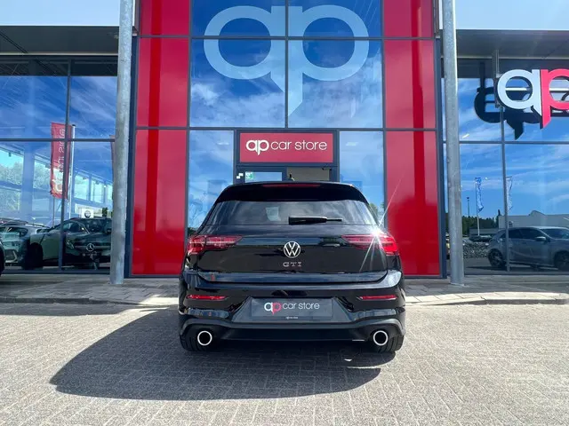 Volkswagen Golf 2.0 TSI GTI 2021 Benzine 6