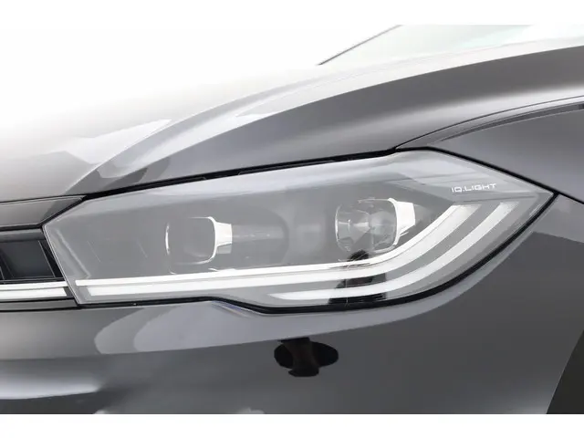 Volkswagen Polo 1.0 TSI R-Line DSG 2025 Benzine 34