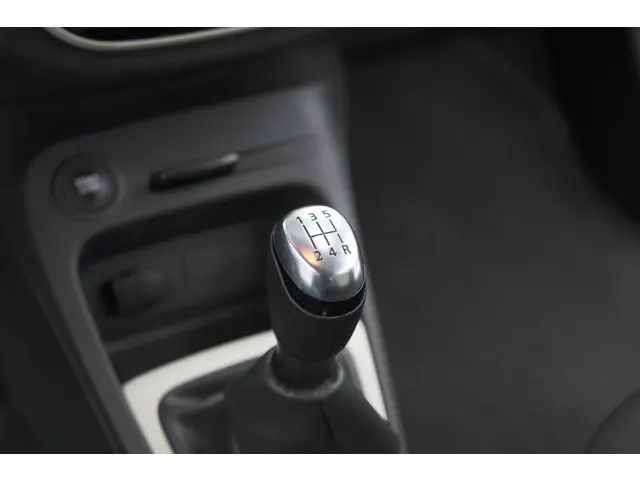 Renault Captur TCe 90 Bose 2018 Benzine 38