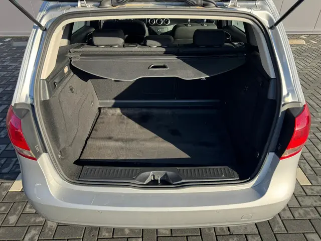 Mercedes-Benz B-Klasse 180 Ambition 2015 Benzine 17