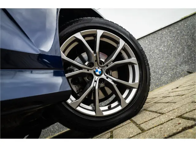 BMW 3 Serie Touring 320i Sportline 2021 Benzine 47