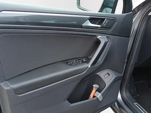 Volkswagen Tiguan 1.4 TSI ACT R-Line 2018 Benzine 27