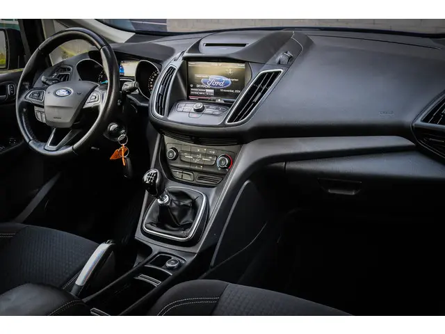 Ford C-MAX 1.0 Trend 2016 Benzine 6