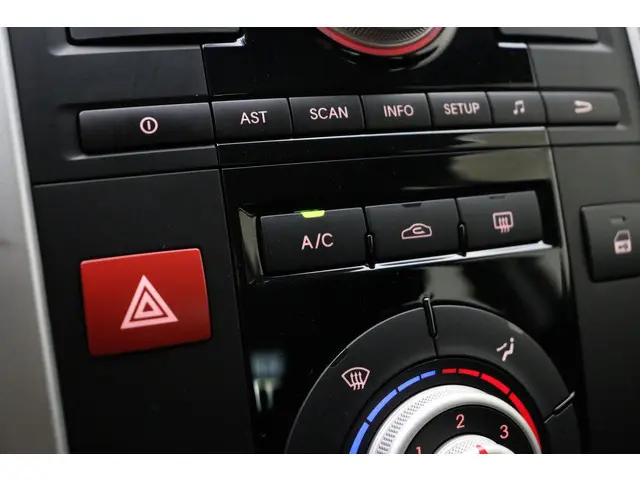 Kia Venga 1.4 CVVT Comfort Pack 2012 Benzine 21