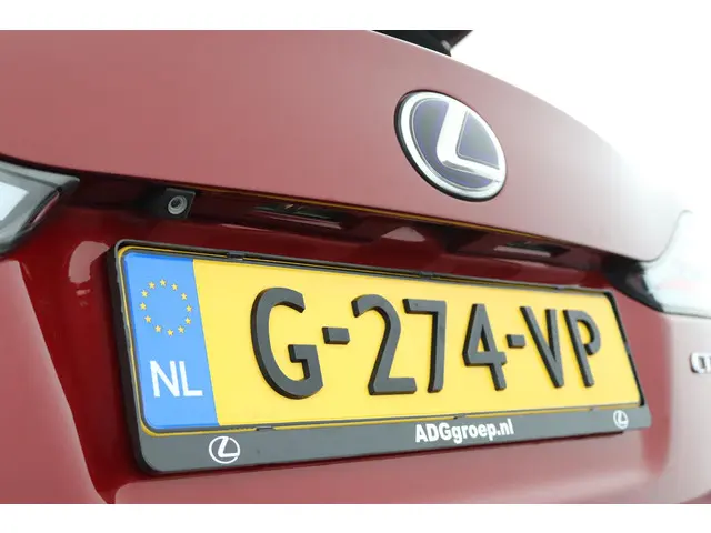 Lexus CT 200h F Sport Line 2016 Hybride Benzine 35
