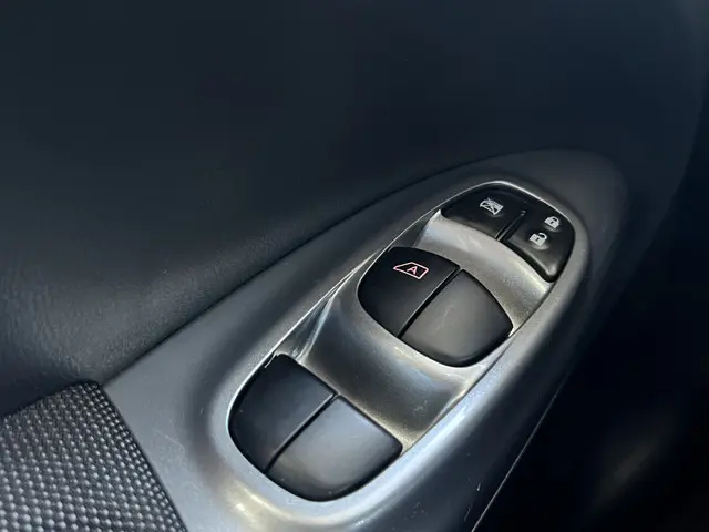 Nissan Juke 1.6 Acenta 2012 Benzine 16