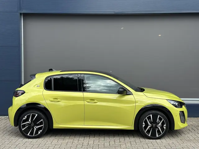 Peugeot e-208 EV GT 51 kWh 156 PK 2024 Elektrisch 7