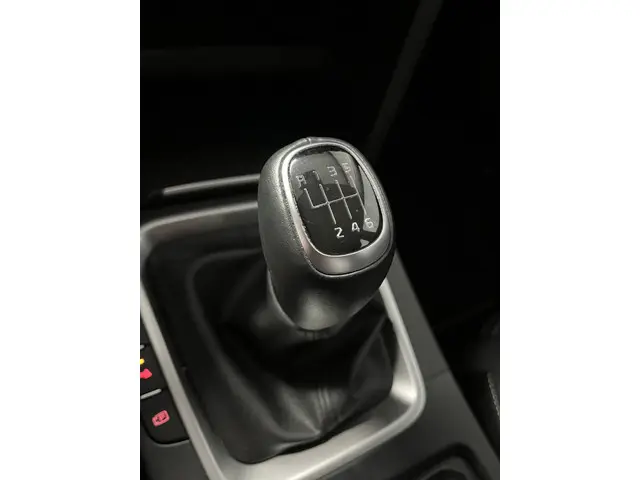 Kia Ceed Sportswagon 1.0 T-GDi DynamicLine 2023 Benzine 10