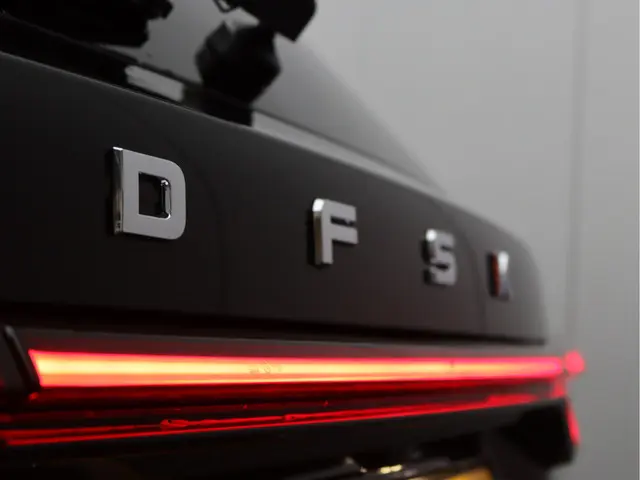 DFSK E5 PHEV 1.5 2025 Hybride Benzine 22