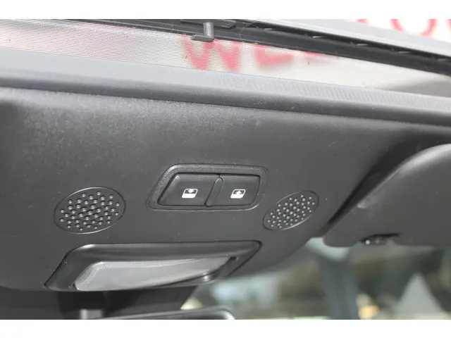 Fiat 500C 1.0 Hybrid Dolcevita 2022 Benzine 34