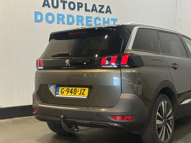 Peugeot 5008 1.2 PureTech Blue Lease Premium 2019 Benzine 8