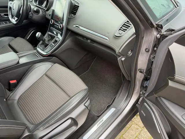 Renault Scénic 1.2 TCe Bose 2017 Benzine 10